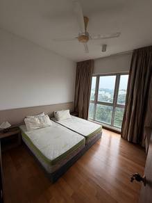 middle room for rent regalia residence