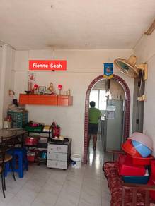 Georgetown Macallum Apartment With Lift Free Parking Only RM200K