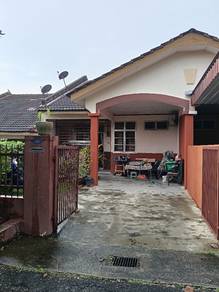 Rumah teres untuk dijual