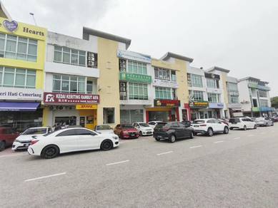 Taman Molek| Ground Floor| Shoplot| Facing Main Road| Intermediate
