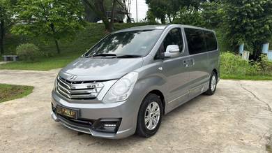 2016 HYUNDAI GRAND STAREX 2.5 Still Can Full Loan!