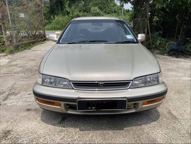 Honda ACCORD SV4 2.0 EXI (M)