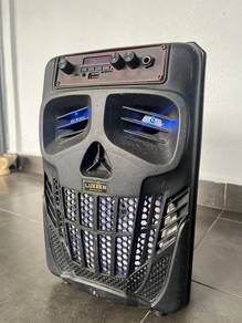speaker