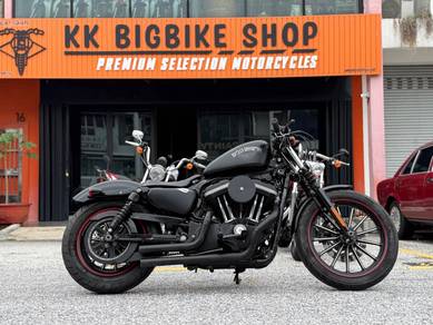 Harley Davidson sportster iron 883