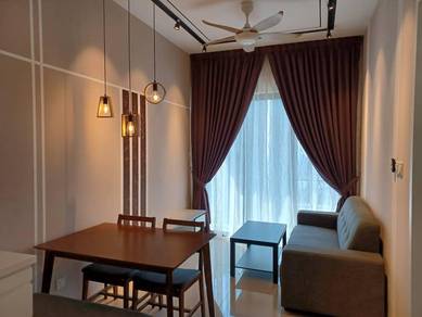 Reizz Residence