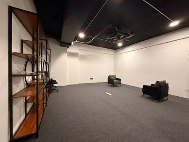Corner Lot / Ativo Plaza Office For Rent / Sri Damansara