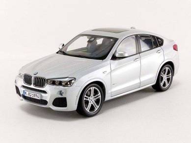 1/18 Paragon BMW X4 (F26) Glacier Silver