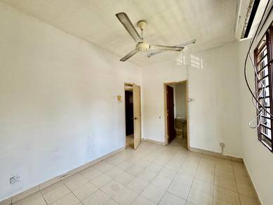 Below Market Price Partial Furnished Randa Apartment Kota Kemuning