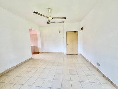 Below Market Price Partial Furnished Randa Apartment Kota Kemuning