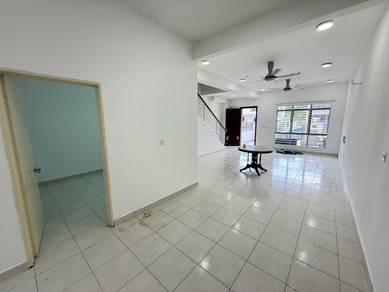 (Aircond+kitchen) 2sty House M Residence 2 Bandar Tasik Puteri Rawang