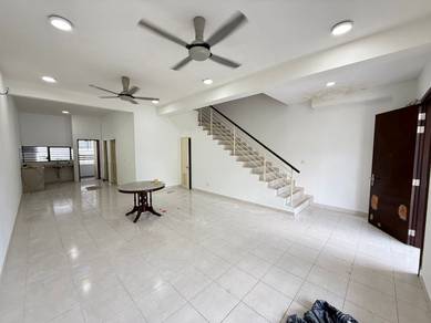 (Aircond+kitchen) 2sty House M Residence 2 Bandar Tasik Puteri Rawang