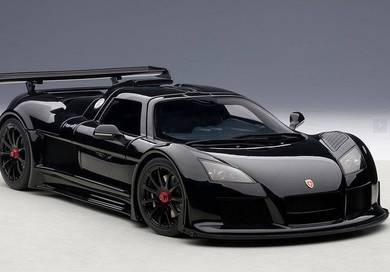 1/18 Autoart GUMPERT APOLLO (GLOSSY BLACK)