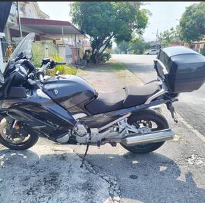 Sport touring bike