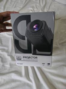 Projector with screen, harga bole nego sampai jadi