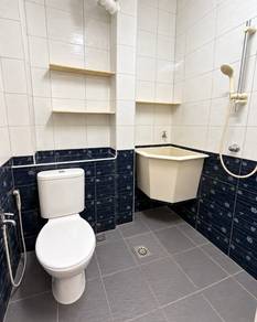 Good Condition Desa Green Block 42,Georgetown|3bed+2bath|2 Car park