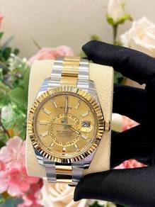 (Unused) 2021 Rolex Sky-dweller Ref. 326933 18k