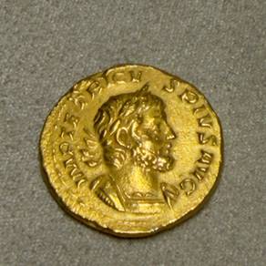 Gold aureus of TETRICUS I