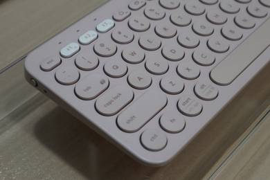 Logitech K380 Wireless Bluetooth Pink keyboard  🎀