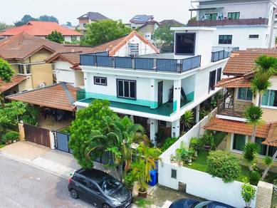 FULLY RENOVATED Double Storey Semi-D Kemuning Greenhills Kota Kemuning