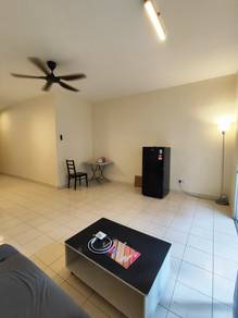 Apartment with new kitchen cabinet at Desa Saujana for rent: