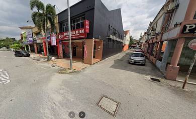 GROUND UNIT,MAIN ROAD Shoplot Bangi FOR RENT
