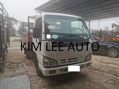 1 TON 2011 ISUZU NKR55 2.8 Kargo AM 1 Tan Lori