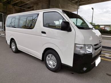 2015 Toyota Hiace 2.5 (M) 14 Seat Low Roof Window