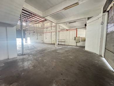 Cheaper 1.5 Storey Light Industrial Factory  For Rent @ B'worth