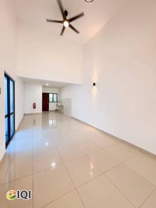 Renovated 1-Storey Terrace House| Indoor Courtyard| New