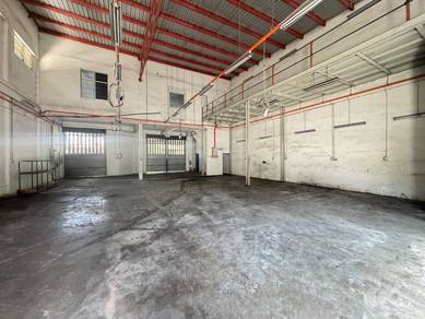 Cheaper 1.5 Storey Light Industrial Factory  For Rent @ B'worth