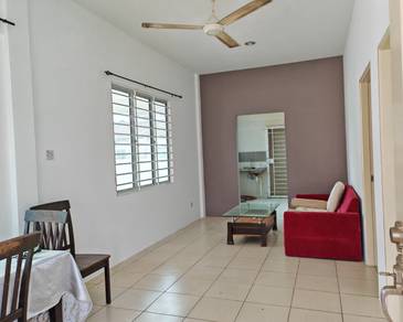 FOR RENT | SINGLE-STOREY CORNER HOUSE  📍 Location: Uni Central, K