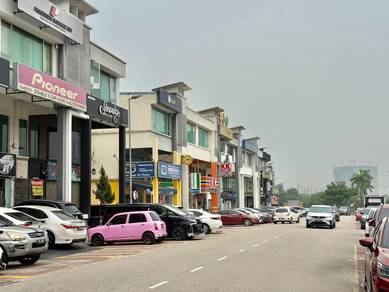 Ground Floor Shoplot, Facing Main Road, Kebun Teh, Larkin