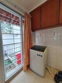 Middle Room for Rent @ Bukit Gambir