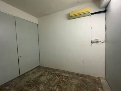 Second Floor Shoplot, 6 Rooms, Near Aman Central Mall, Alor Setar