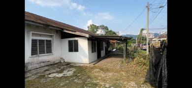 (Tanah besar 6706sf)Rumah setingkat di Taman Ibukota @ Gombak Setia