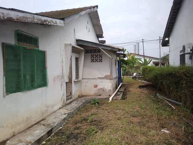 (Tanah besar 6706sf)Rumah setingkat di Taman Ibukota @ Gombak Setia