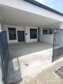 FULL LOAN FREEHOLD Single & Double Storey Terrace Merlimau Mutiara