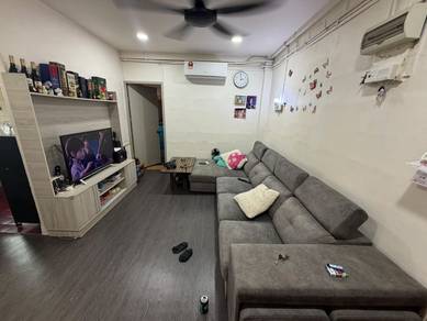 Rumah Pangsa Larkin ( Flat Larkin )