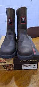Black hammer safety shoe