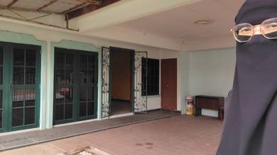 Corner Lot Dua Tingkat di Taman Mutiara Rini Johor Bahru, Johor