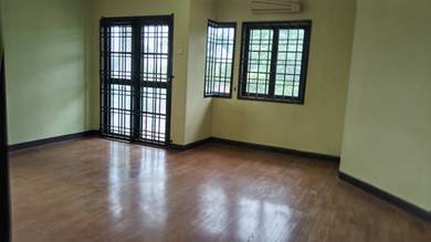Corner Lot Dua Tingkat di Taman Mutiara Rini Johor Bahru, Johor