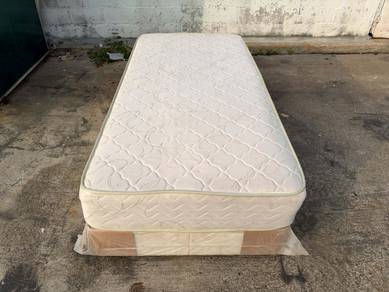 9'' Spring Coil Tilam Single Mattress