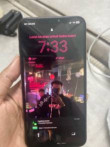 screen ad line sikit tapi boleh guna x dak retak