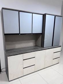 Kitchen cabinet