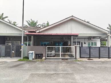 100%|teres Setingkat Taman Bentara, Jalan Balam, Teluk Panglima Garang