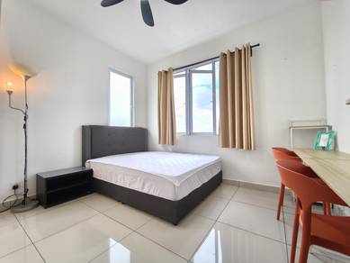Rooms Rental at Aurora Residence, Puchong Walking distance to LRT