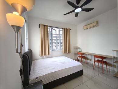 Rooms Rental at Aurora Residence, Puchong Walking distance to LRT
