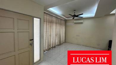 Teluk kumbar 2 storey terrace house Bayan Lepas near batu maung