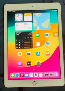 iPad 6th Gen 9.7" 128GB