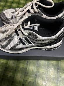 New Balance 1906R